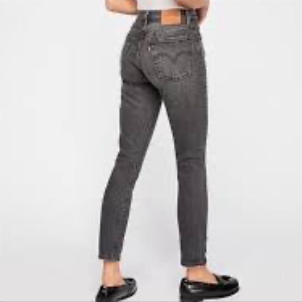 Gray black Levi’s Wedgie Jeans